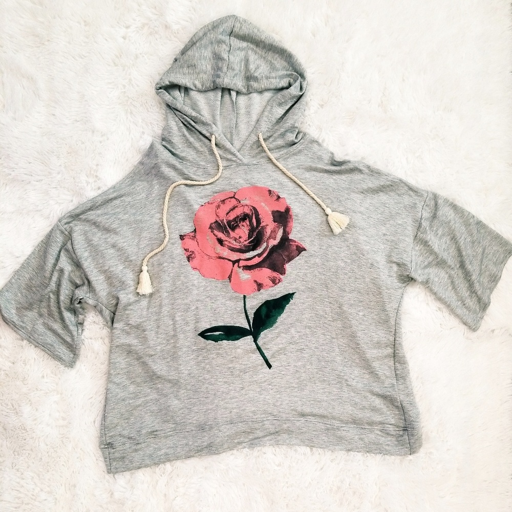 Hooded top with twist back